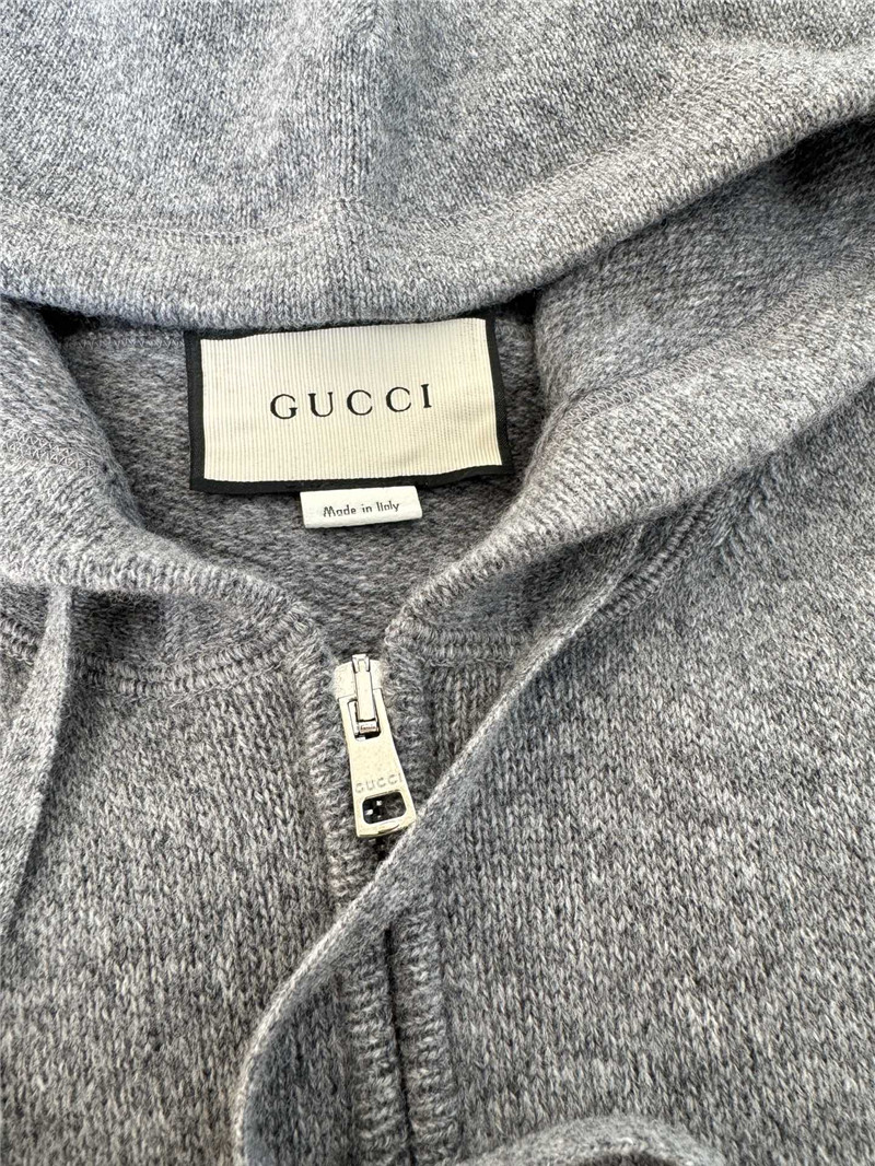 Gvc*1 zip-up knit hoodie in grey