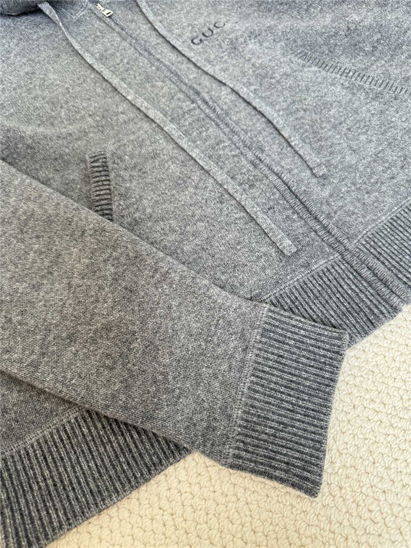 Gvc*1 zip-up knit hoodie in grey