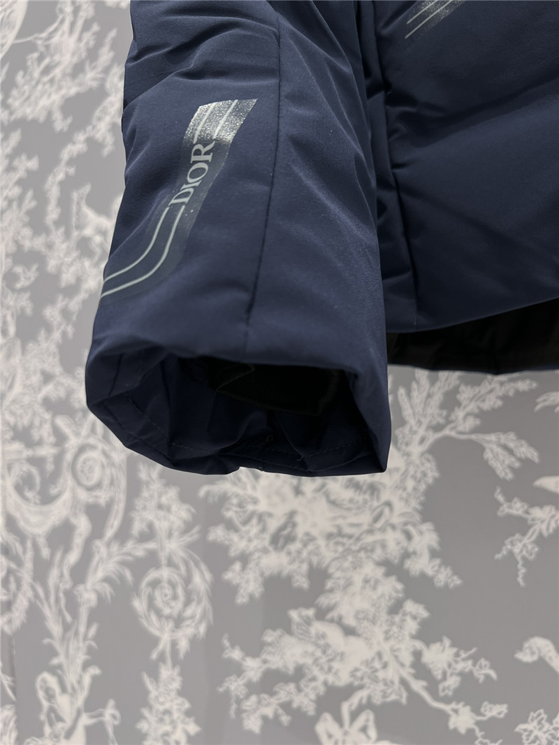 D10r co-branded ski down jacket
