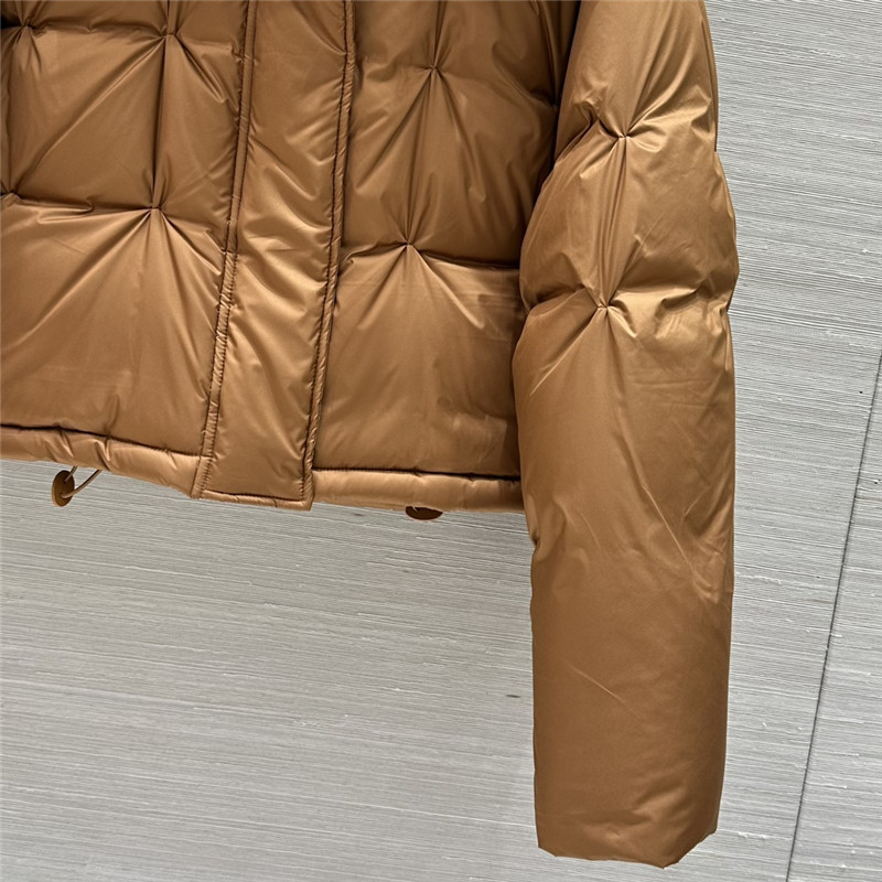 L0ew* quilted short down