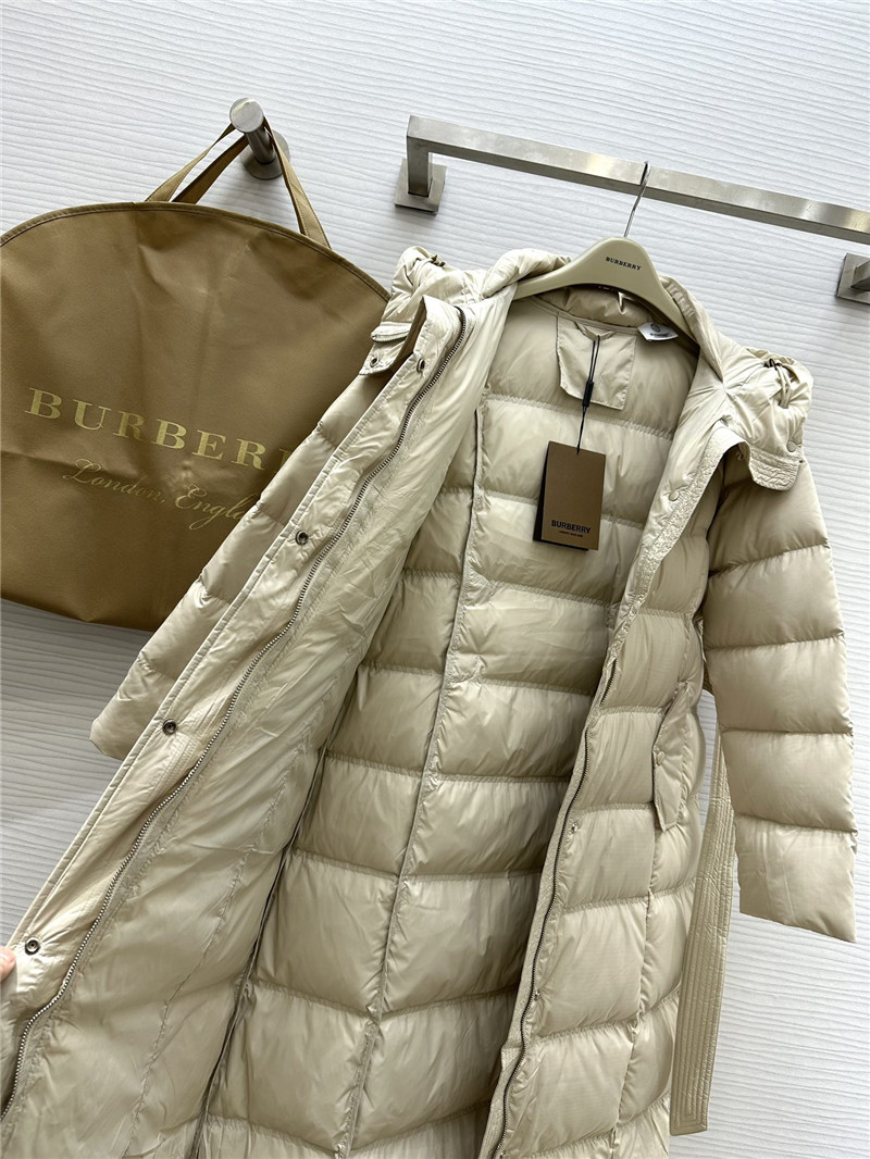Bv*b*rry hooded long down jacket
