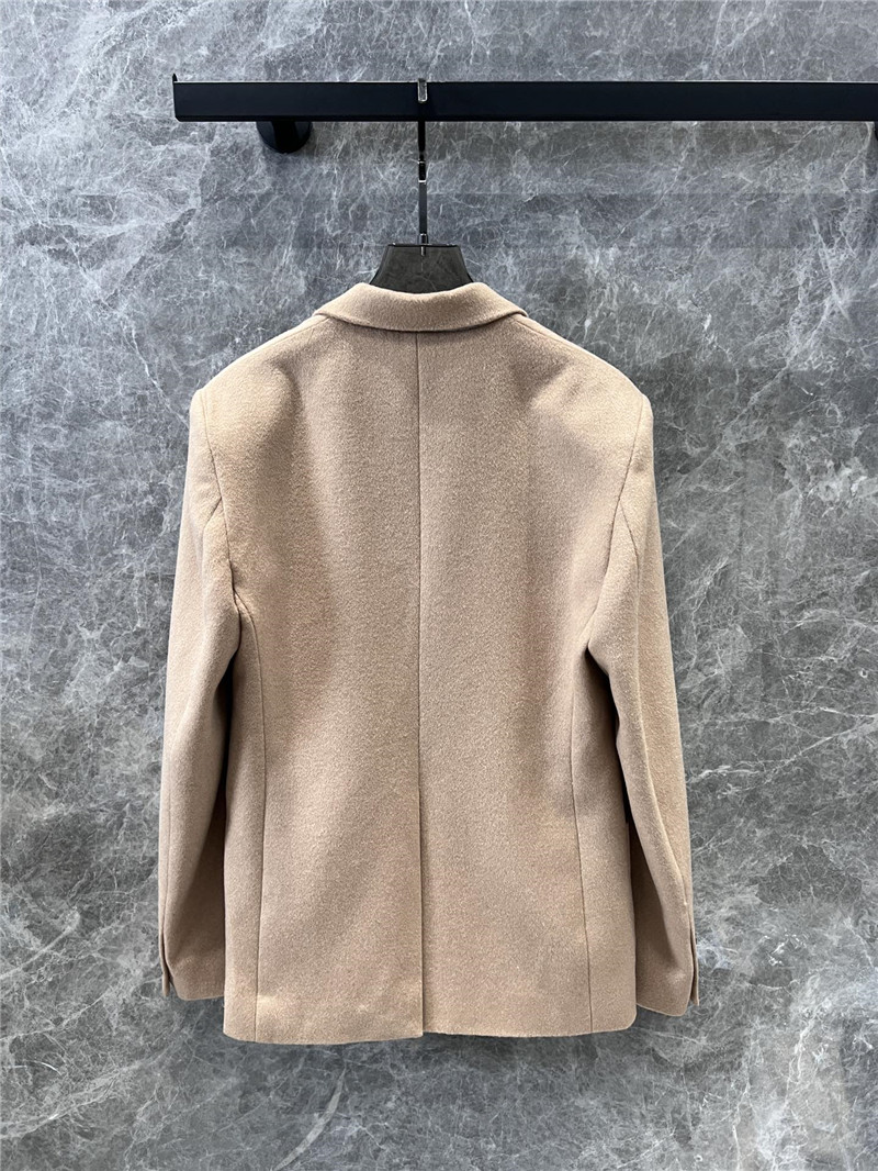 M1um1u suit jacket