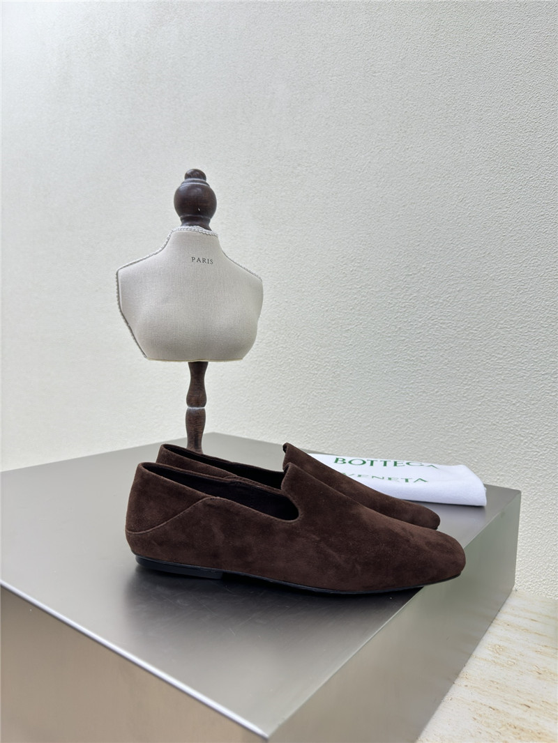 b0tt*ga Ven*ta brown suede adamo slippers