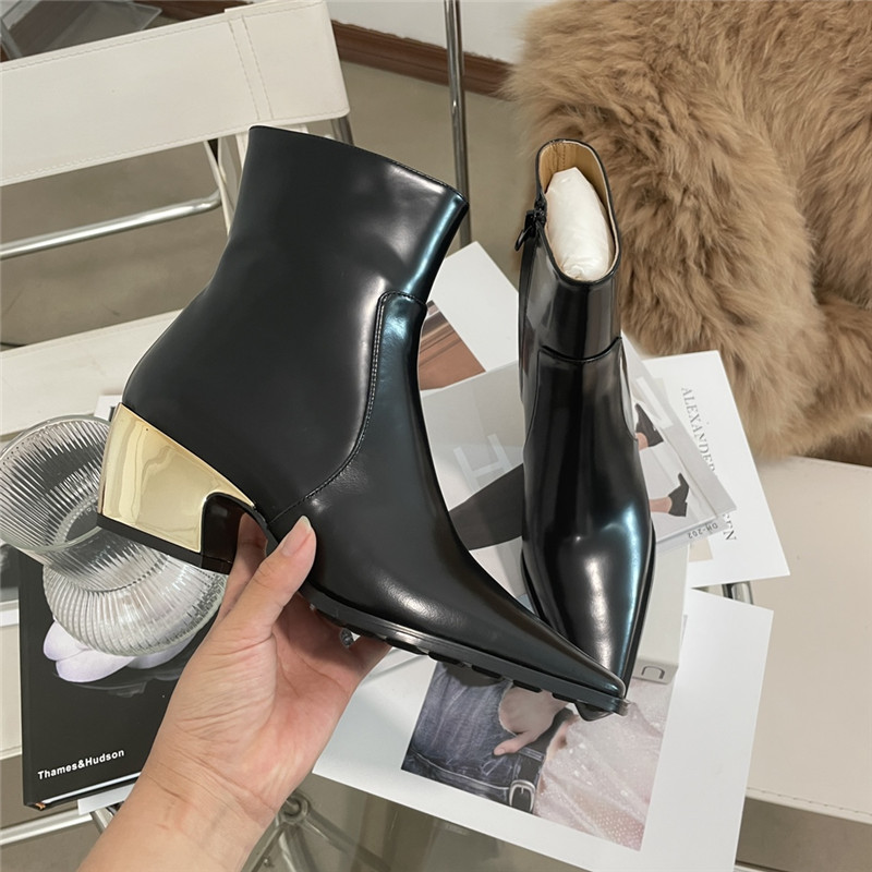 b0tt*ga Ven*ta tex pointed toe ankle boots