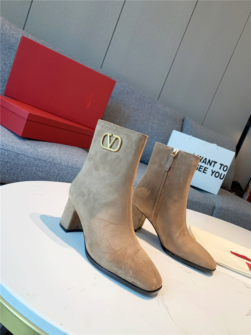 Va1e*ntin0 garavani beige suede vlogo ankle boots