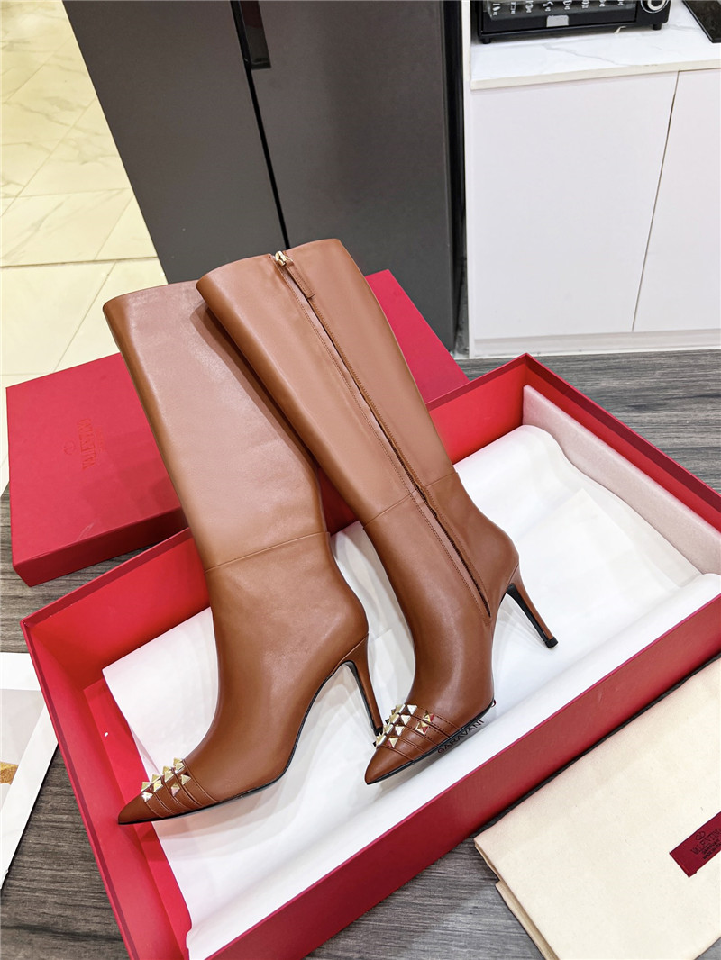 Va1e*ntin0 garavani heeled leather knee-high boots