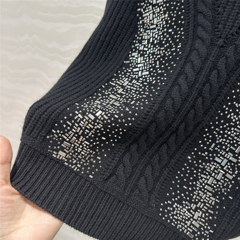Vanitoo Embellished Rib Knit Sweater Black