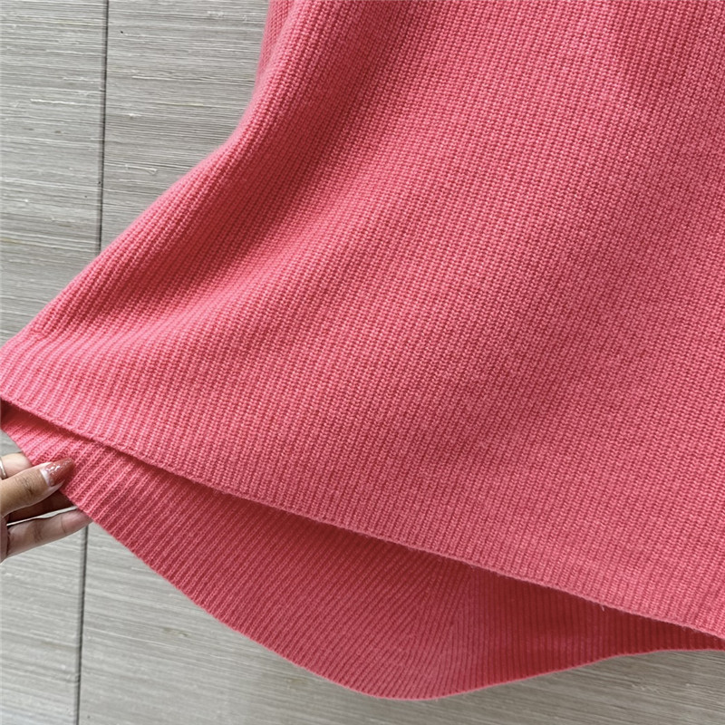 H**me5 cashmere turtleneck sweater