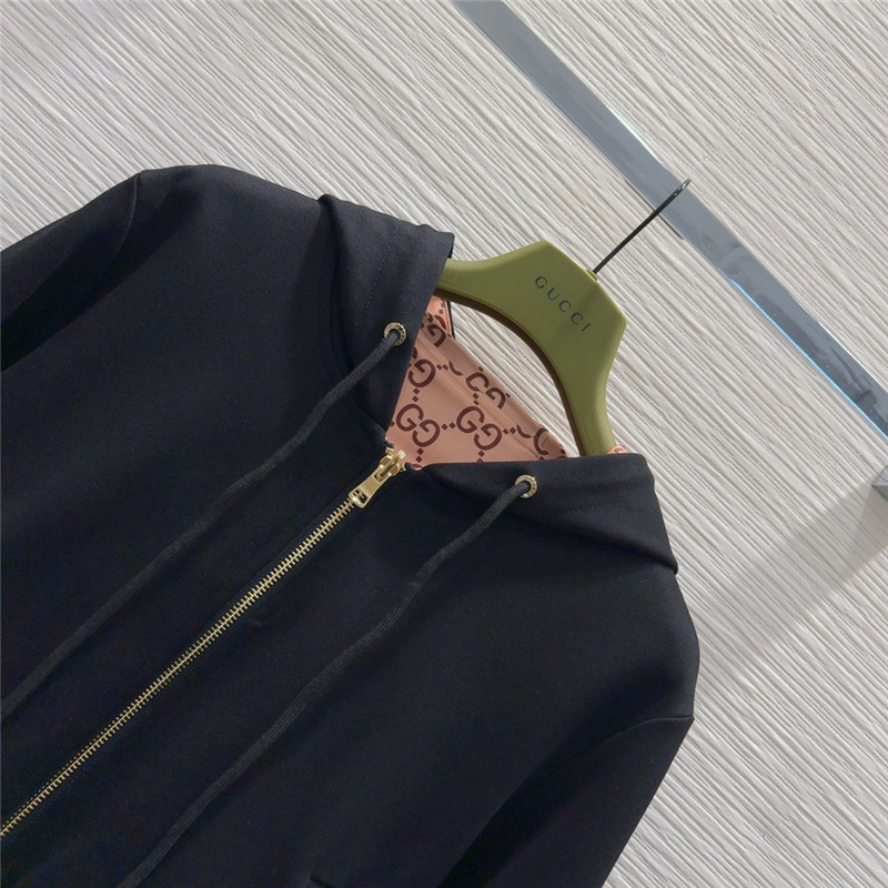 Gvc*1 trendy suit