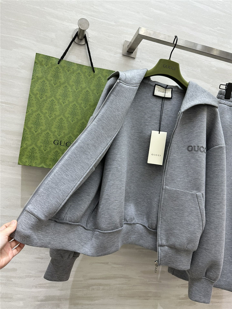 Gvc*1 casual suit