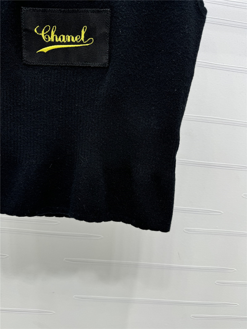 Ch**el v-neck knitted vest