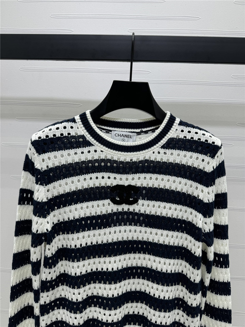 Ch**el hollow stripe black & white sweater