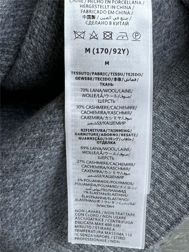 Gvc*1 zip-up knit hoodie grey