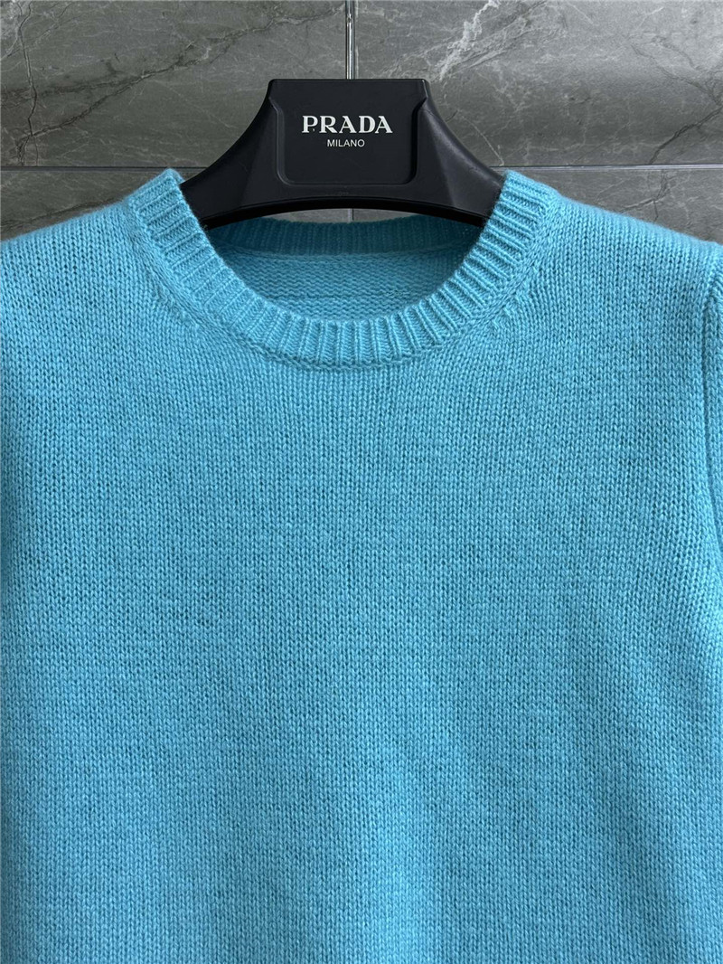 Pra*a short sleeve cashmere top in blue