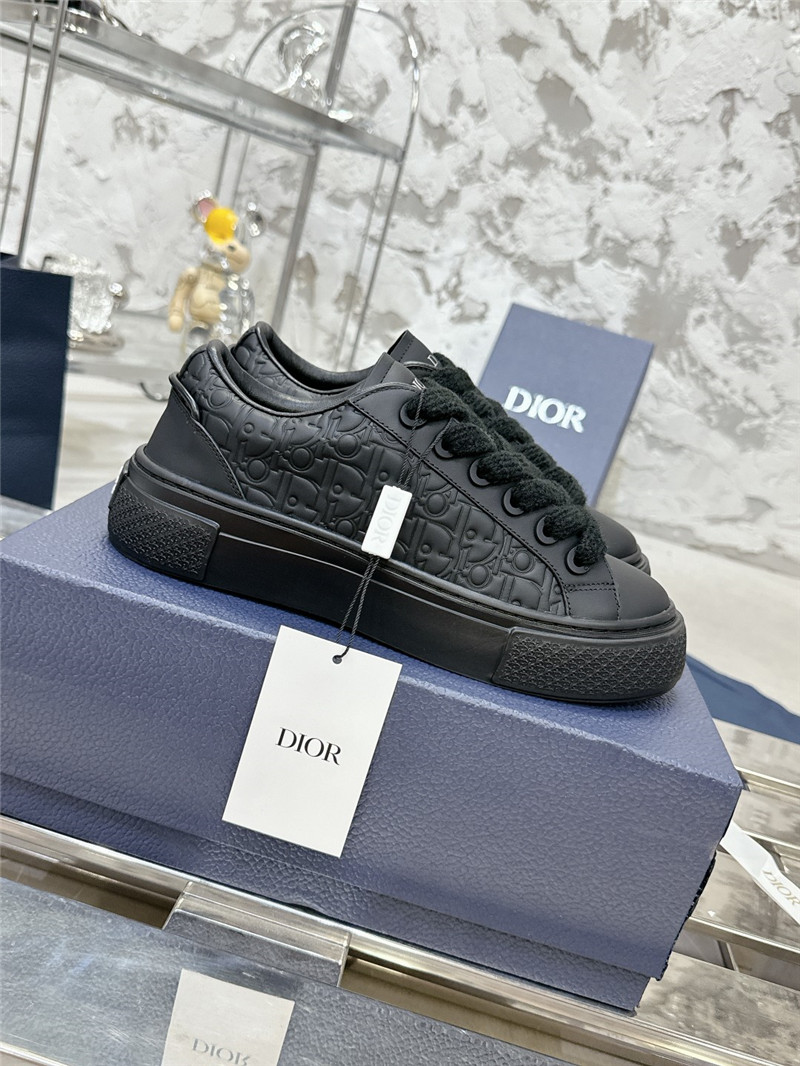 walk’n’D10r black sneakers
