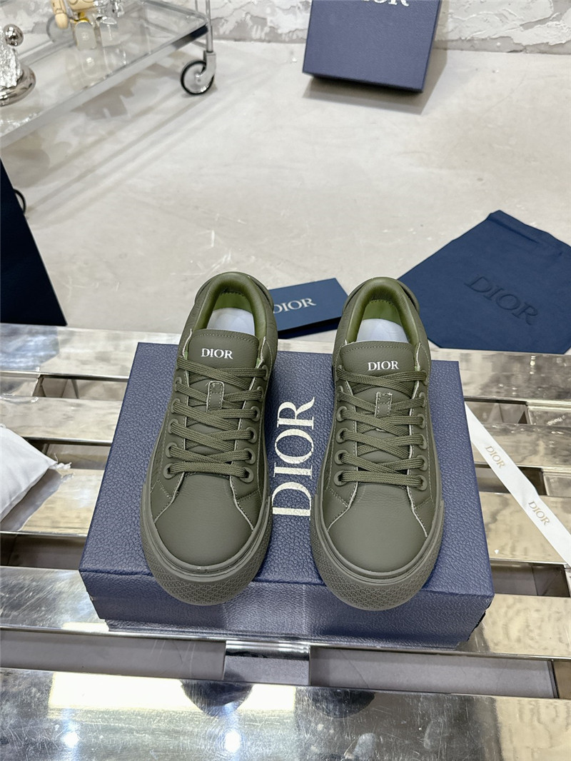 walk’n’D10r green sneakers