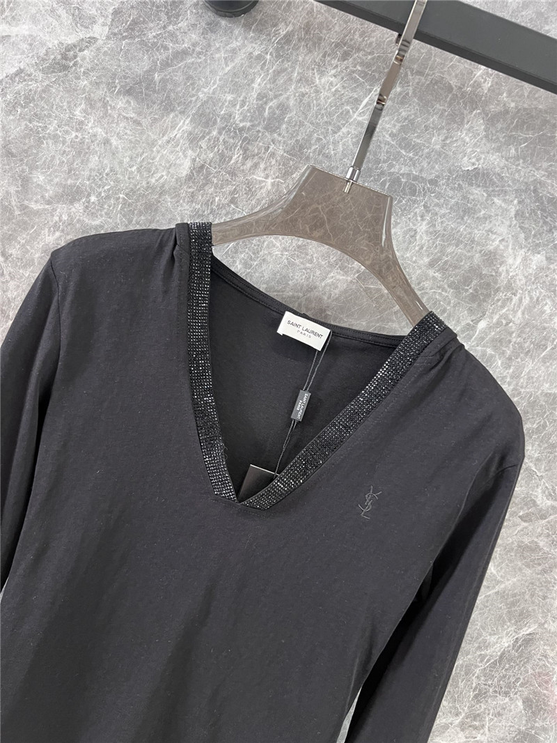 Y51 hooded long-sleeved t-shirt