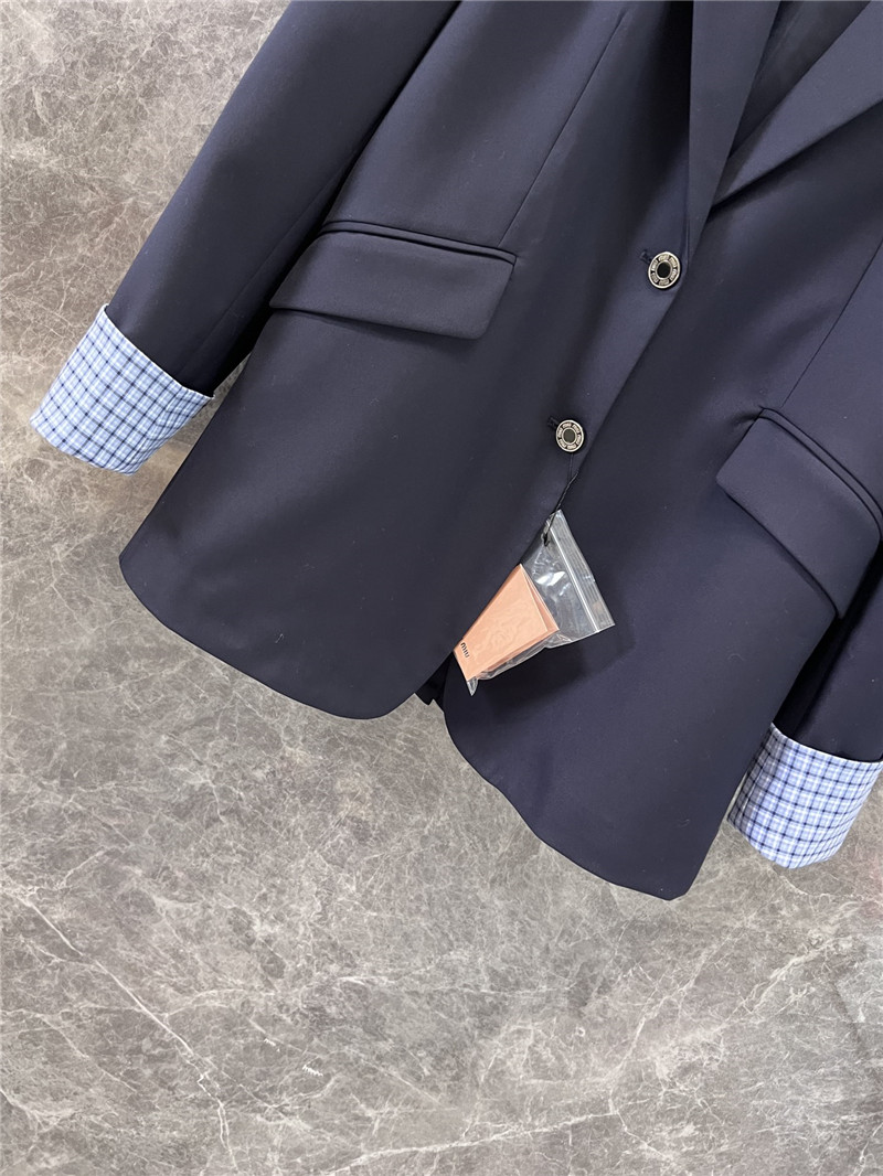 M1um1u suit jacket