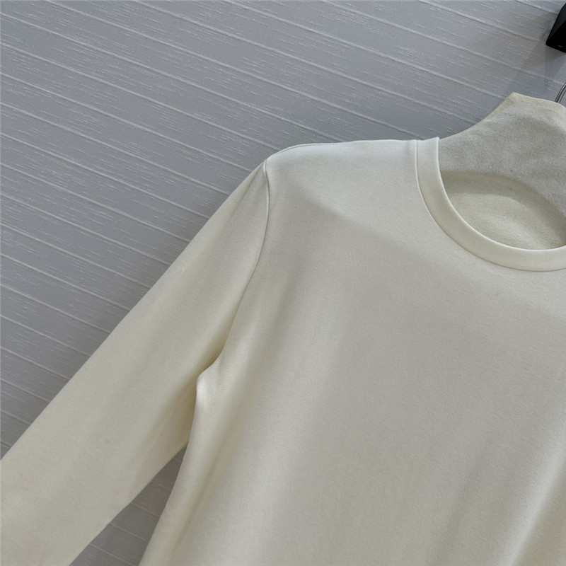 Pra*a bottoming shirt