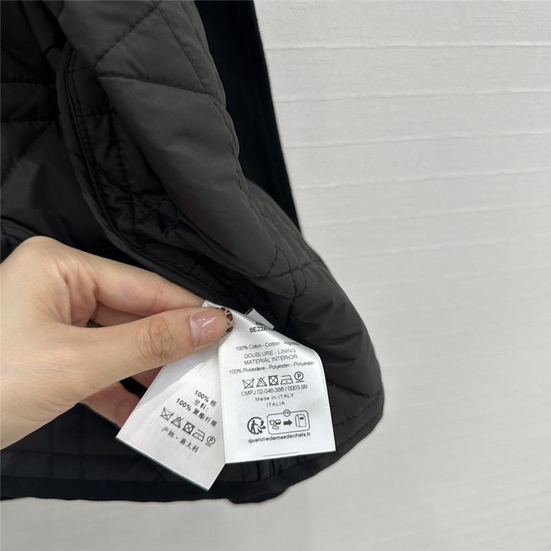 D10r vest coat