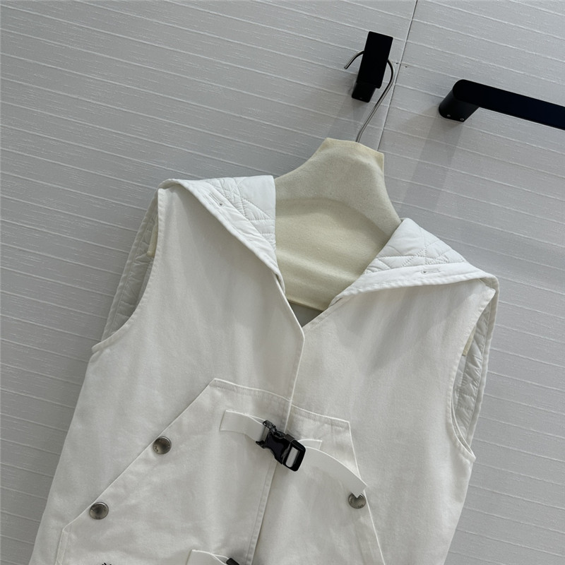 D10r vest coat