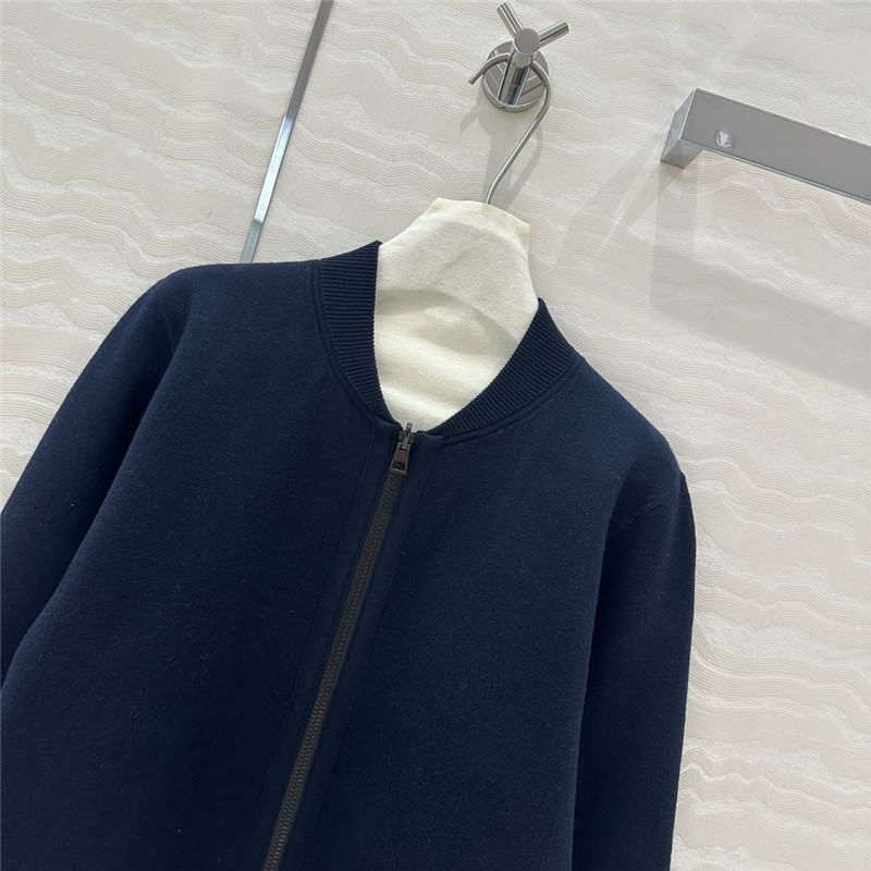 D10r zipper jacket
