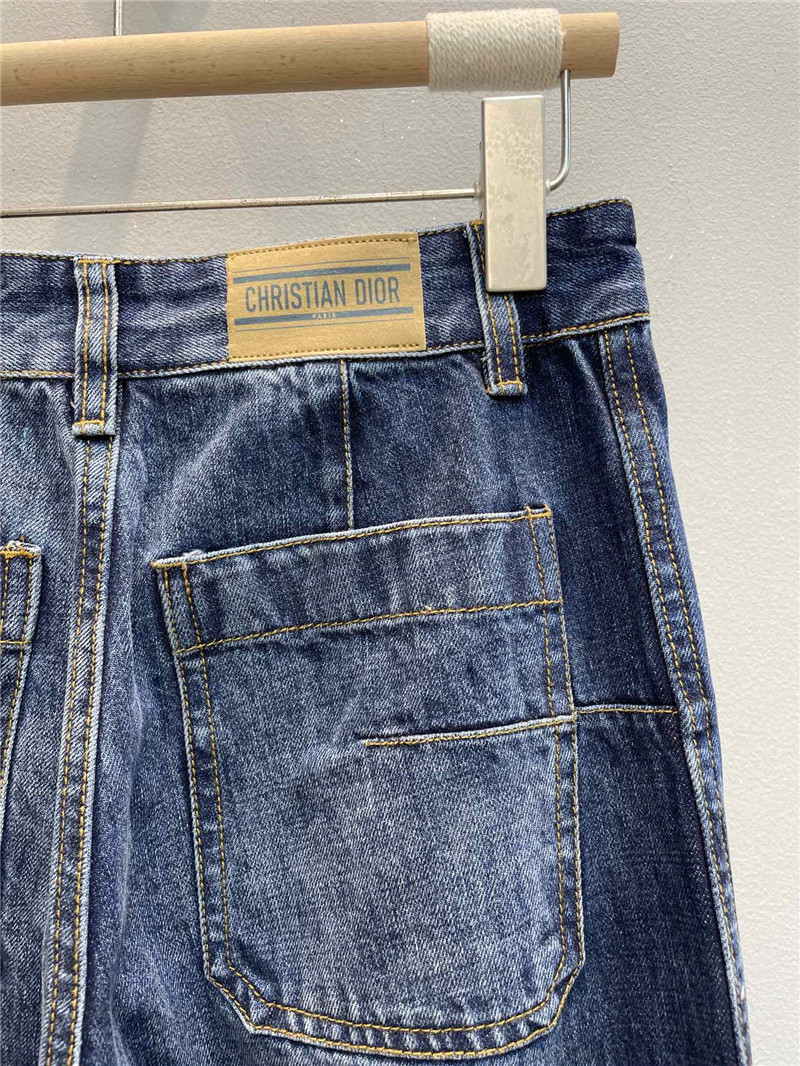 D10r raw edge jeans