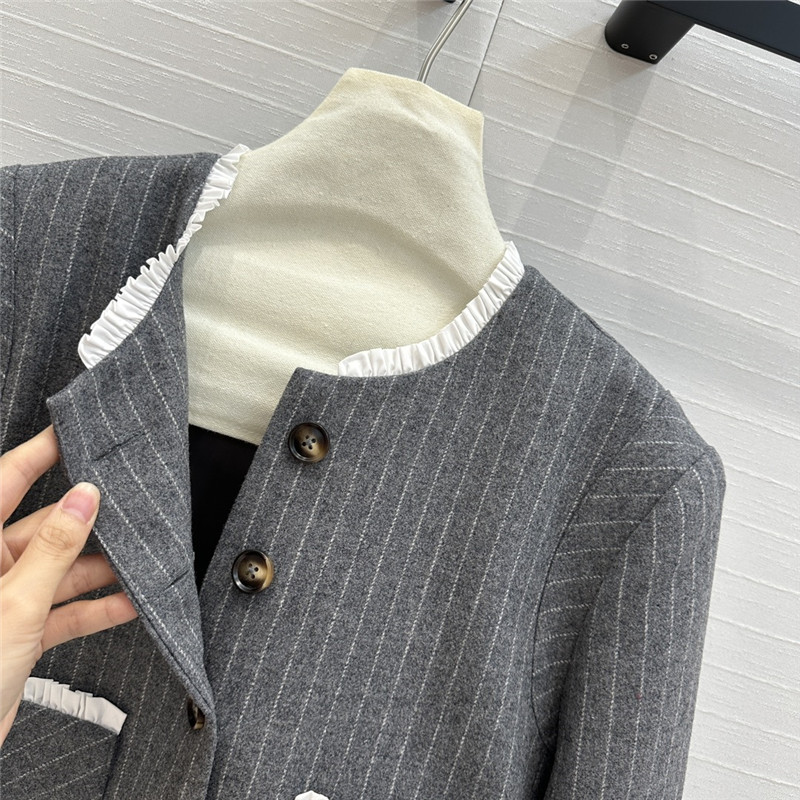 M1um1u vertical striped woolen suit