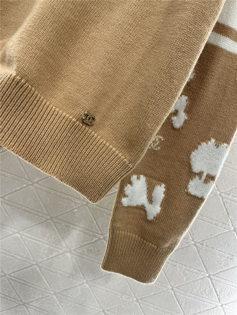 Ch**el floral turtleneck knit sweater beige