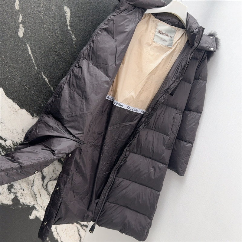 Vanitoo long down jacket