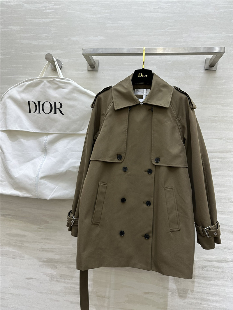 D10r mid-length buckled trench jacket