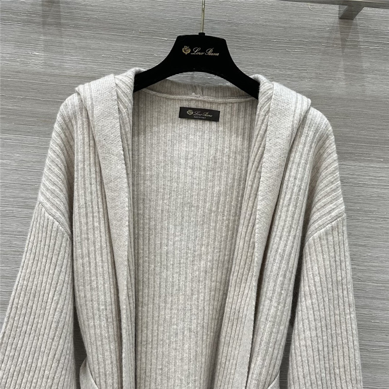 L0r0 P1ana tie jacket + trousers set