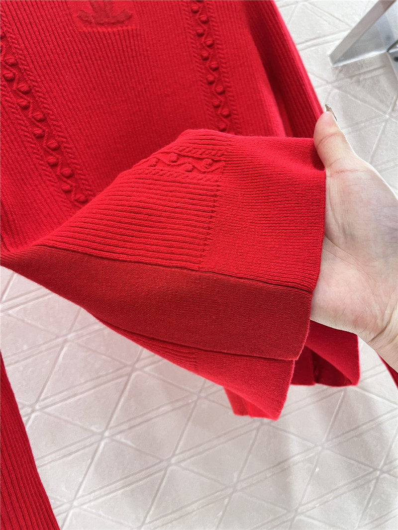 Ch**el logo ribbed-knit turtleneck top red