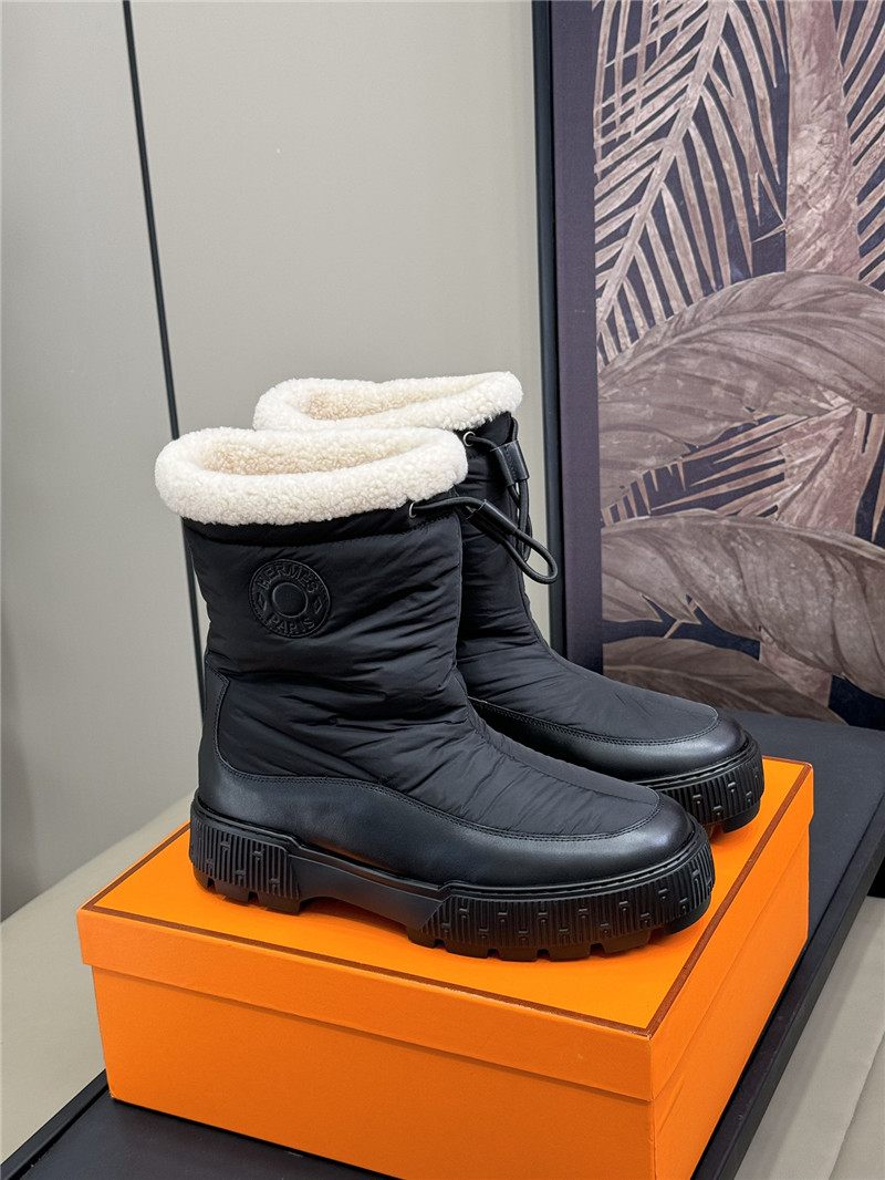 H**me5 journey ankle boots