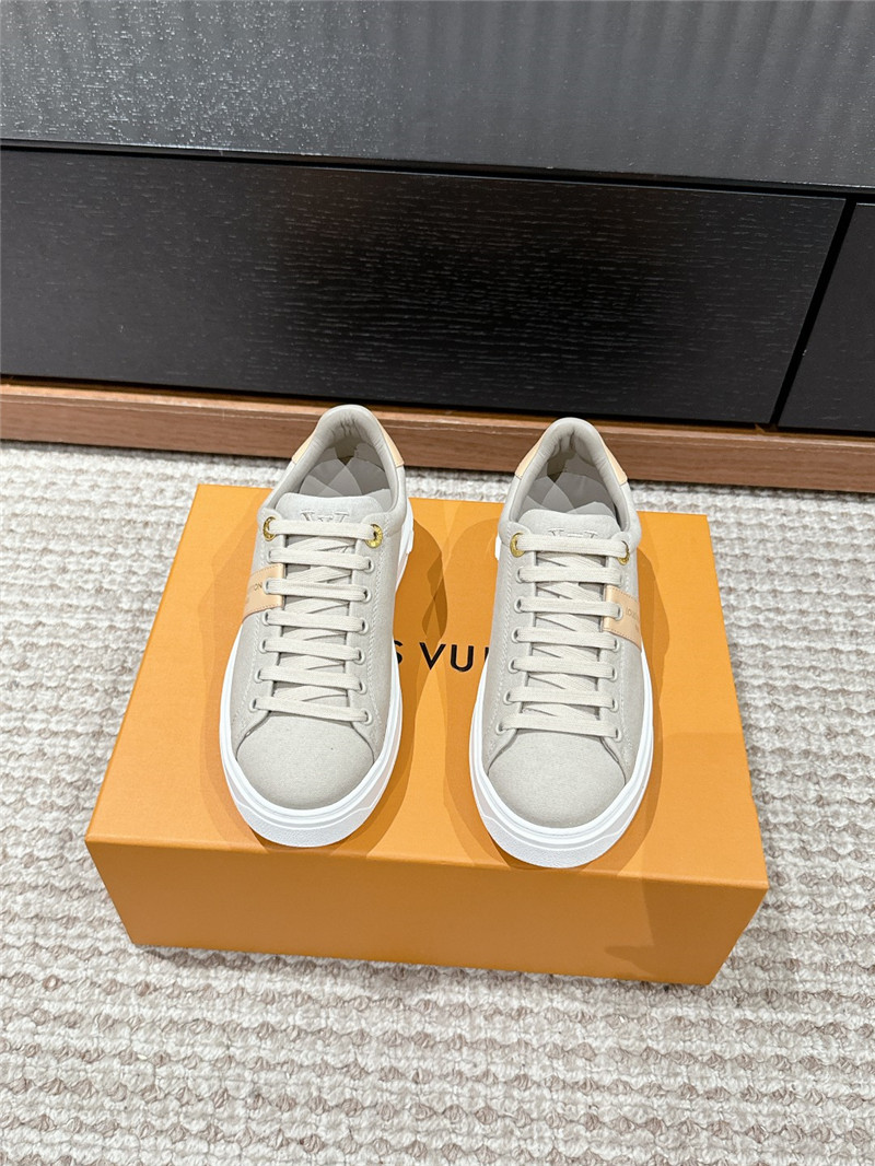 l0vis Vvtt0n low-top time out sneakers