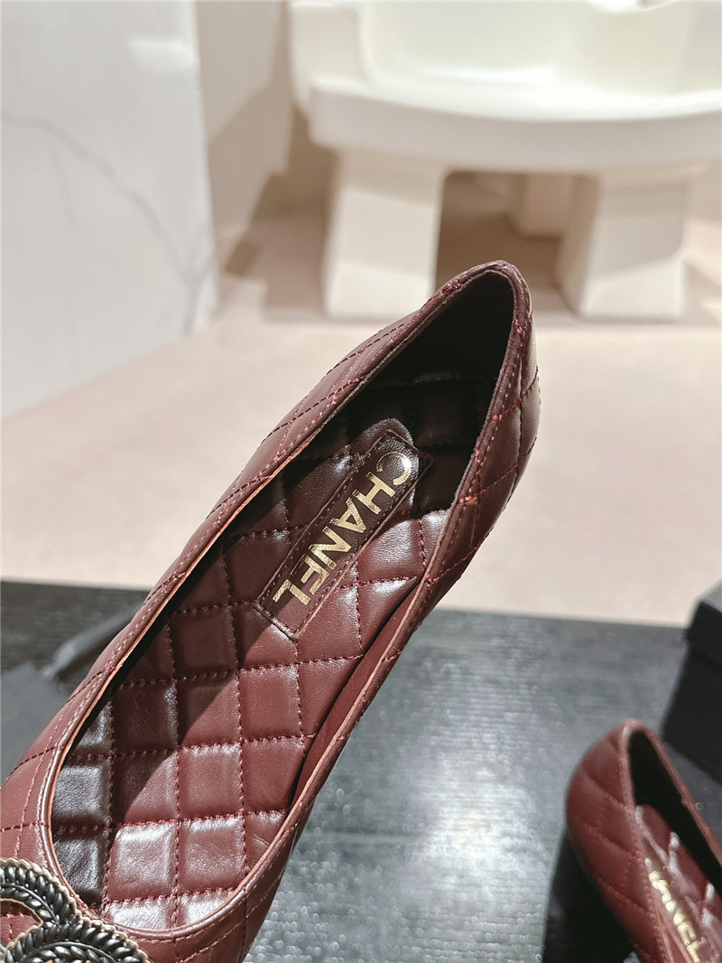Ch**el burgundy/black quilted leather cap toe pumps