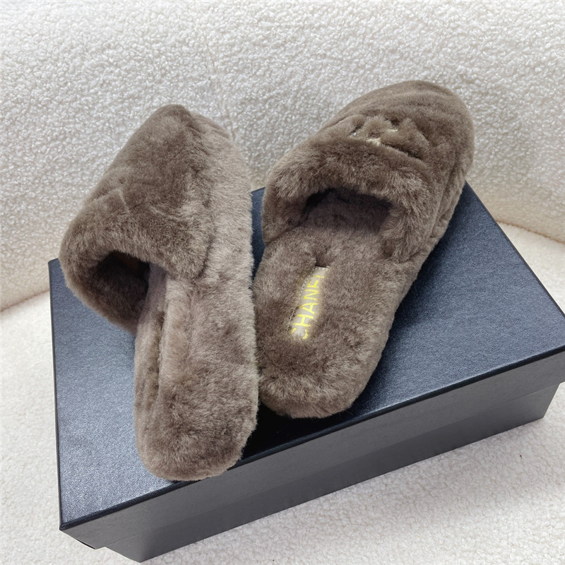 Ch**el pink shearling lambskin mules brown