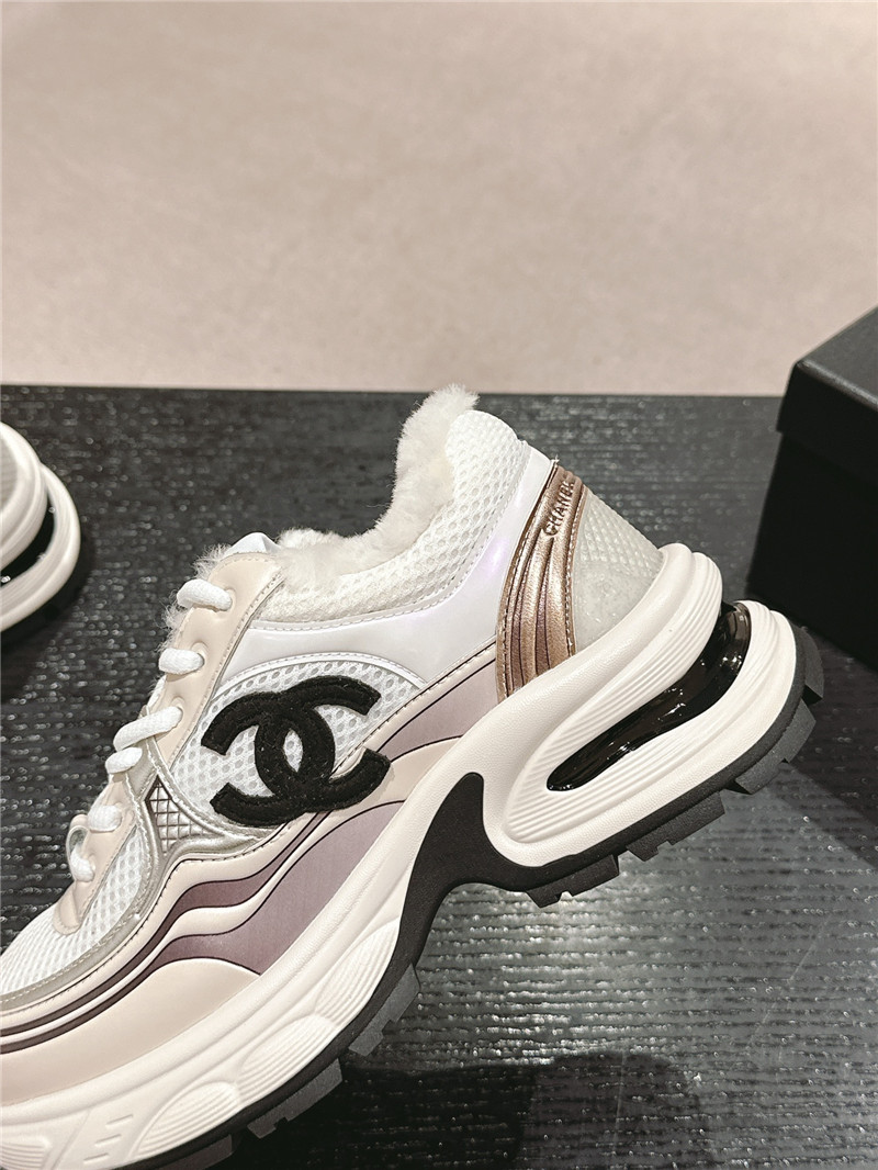 Ch**el logo winter platform sneakers beige