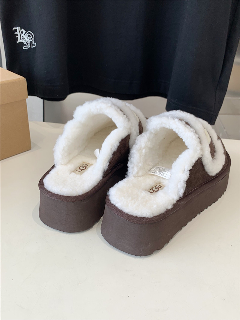 UGG Rome Shearling Slippers Dark Taupe