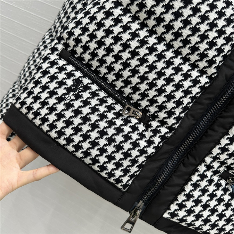 D10r down jacket