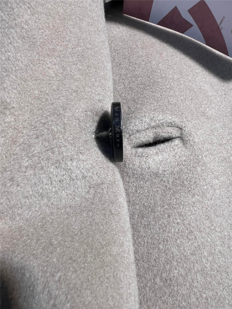 Vanitoo double-breasted coat