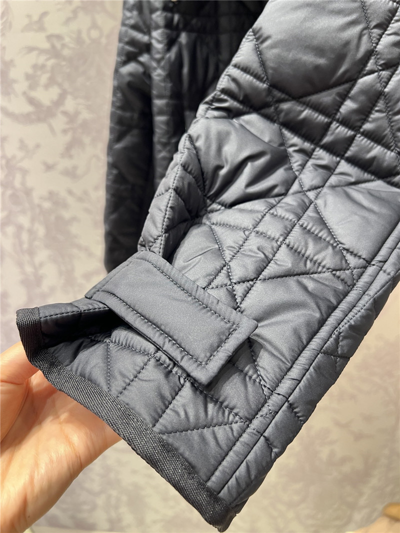 D10r hooded zip-up cotton jacket