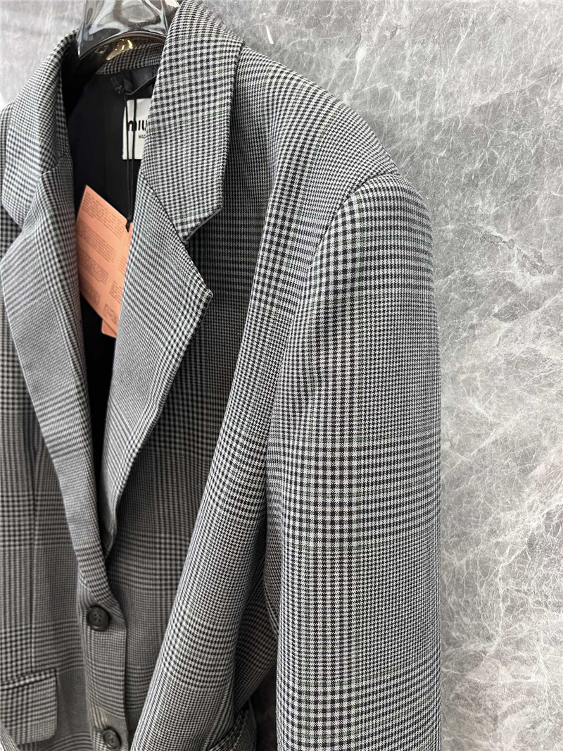 M1um1u belted suit jacket