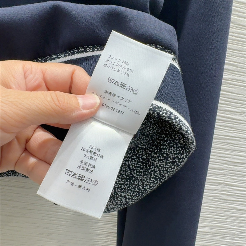 D10r new suit