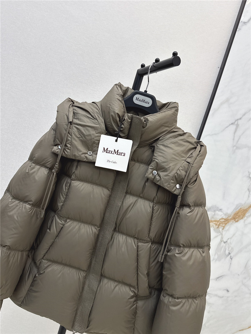 Vanitoo hooded down jacket