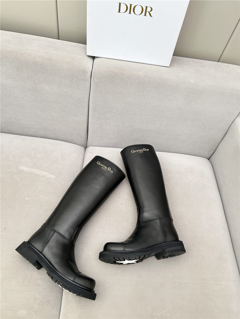 D10r d-scots boots