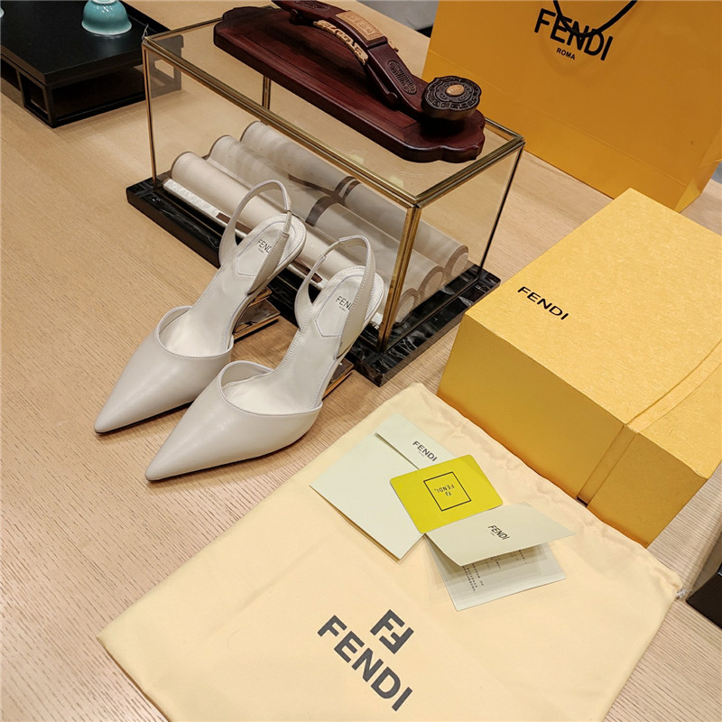 F**di first leather sculpted-heel pumps white