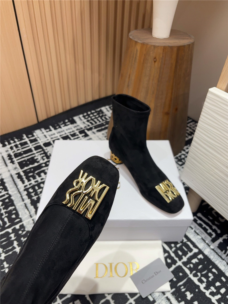 D10r cd icon black heeled ankle boots