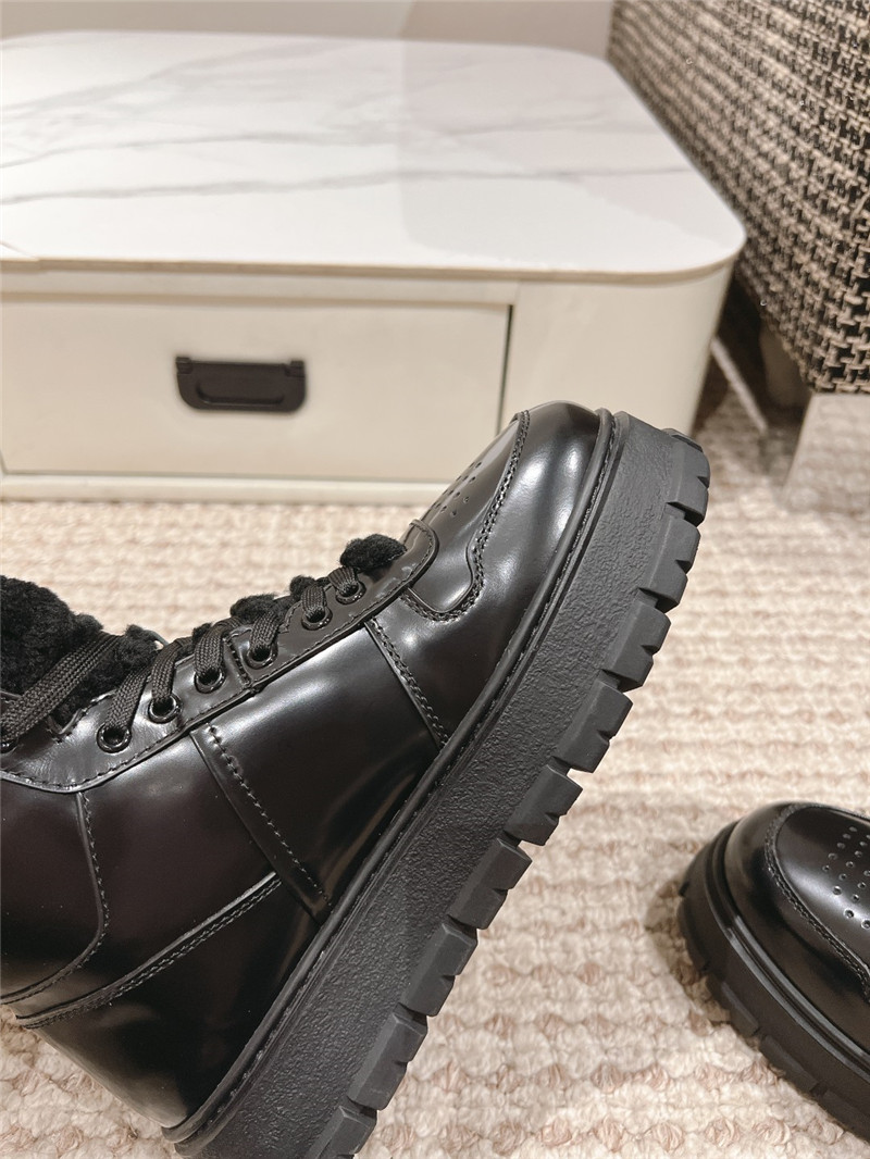 Pra*a patent leather winter platform sneakers