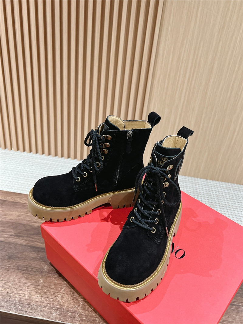 Va1e*ntin0 vlogo black suede lace-up platform boots
